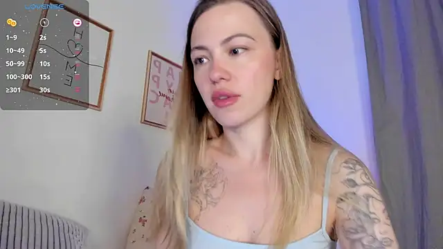 Snapshot of damn_cutie chatting on 11, 7, 2026 damn cutie online show from 11, 7, 2026