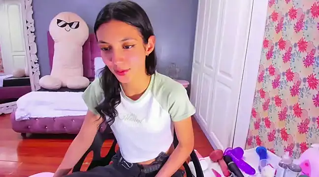 Snapshot of Iris_Stone_ chatting on 25, 1, 2025 Iris Stone online show from 25, 1, 2025