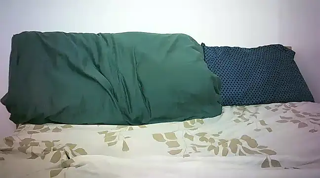 Cryaluna online show from 18, 12, 2024