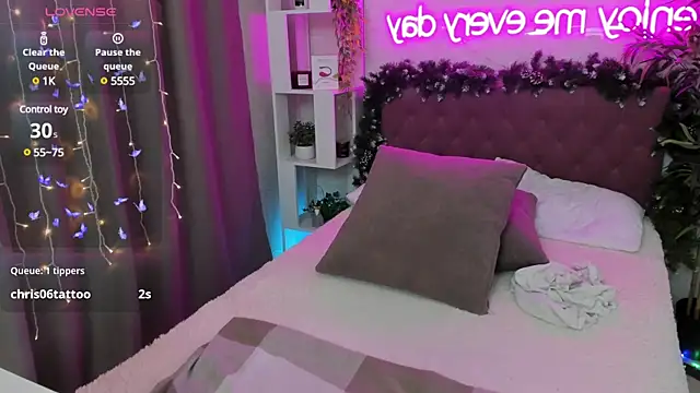 FeralPeach online show from 26, 1, 2025