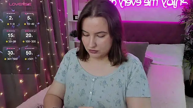 FeralPeach online show from 12, 11, 2025