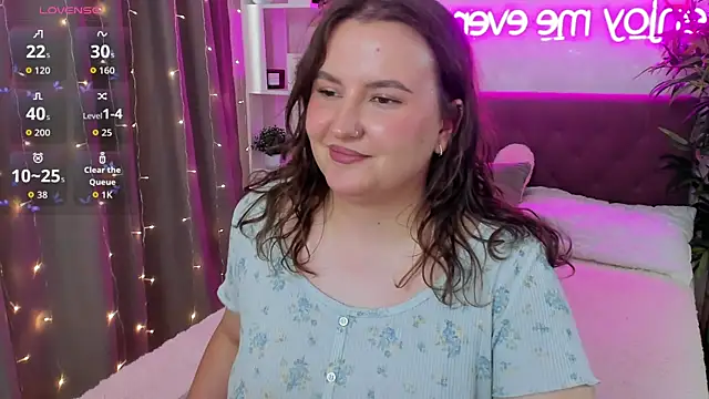 Snapshot of FeralPeach chatting on 15, 7, 2026 FeralPeach online show from 15, 7, 2026