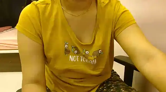 Snapshot of priya__81 chatting on 29, 1, 2025 priya 81 online show from 29, 1, 2025