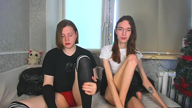 Snapshot of Calvin_and_Kevin chatting on 17, 12, 2025 Calvin and Kevin online show from 17, 12, 2025