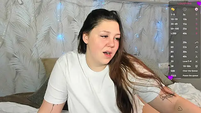 Ruth Oliver online show from 28, 12, 2024
