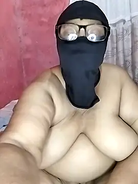 Snapshot of naughtygrannyXXX chatting on 14, 9, 2025 naughtygrannyXXX online show from 14, 9, 2025