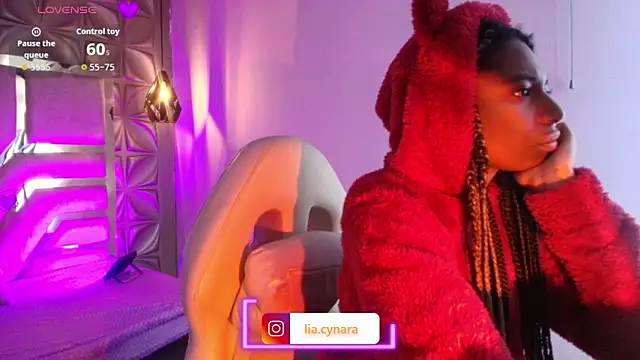 Queen perla  online show from 17, 2, 2026