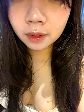 Hotellinh12 online show from 5, 10, 2025