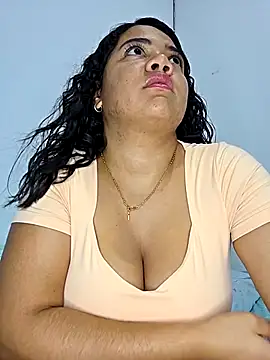 Watagatapitusberry1 online show from 25, 10, 2025