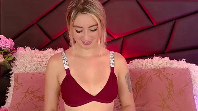 MaryDeniro online show from 21, 12, 2025