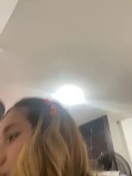 Agnescruzz online show from 16, 1, 2026