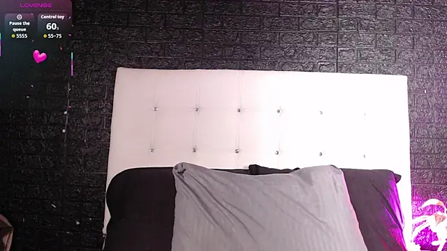 Snapshot of Sweet-Monica chatting on 1, 3, 2026 Sweet-Monica online show from 1, 3, 2026