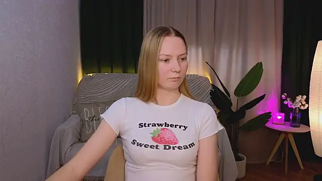 Snapshot of CarolynCohen__ chatting on 20, 1, 2025 CarolynCohen online show from 20, 1, 2025