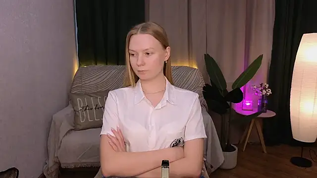 Snapshot of CarolynCohen__ chatting on 27, 2, 2025 CarolynCohen online show from 27, 2, 2025