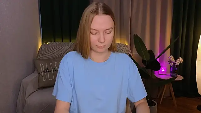 Snapshot of CarolynCohen__ chatting on 9, 3, 2025 CarolynCohen online show from 9, 3, 2025