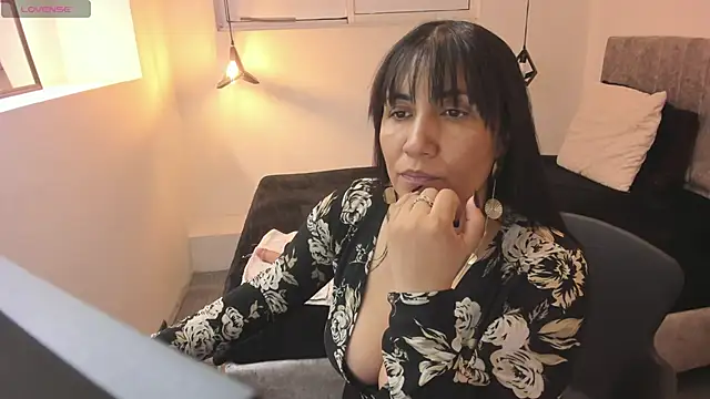 GiaFox  online show from 16, 2, 2026