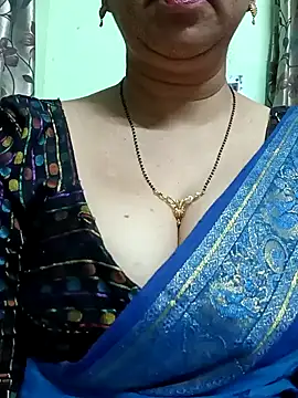 Rosy-B online show from 3, 12, 2024