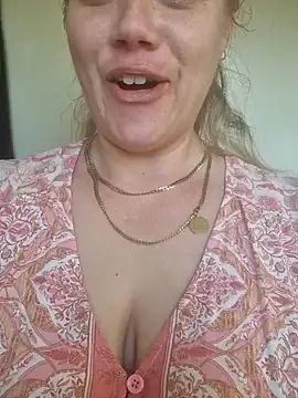 Off the Lesh online show from 30, 10, 2025