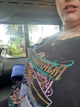 Snapshot of Off_the_Lesh chatting on 19, 2, 2026 Off the Lesh online show from 19, 2, 2026