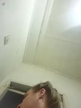 Snapshot of Off_the_Lesh chatting on 19, 3, 2026 Off the Lesh online show from 19, 3, 2026