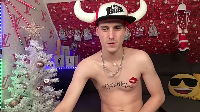 Snapshot of Cookieboy88 chatting on 13, 12, 2025 Cookieboy88 online show from 13, 12, 2025