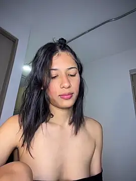Snapshot of Valentinabaker chatting on 26, 6, 2026 Valentinabaker online show from 26, 6, 2026