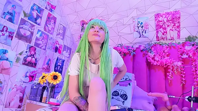 Snapshot of Alicebenett chatting on 29, 9, 2025 Alicebenett online show from 29, 9, 2025