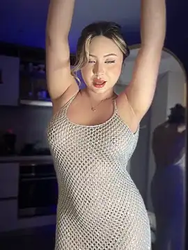 SaraFerreira online show from 30, 10, 2025