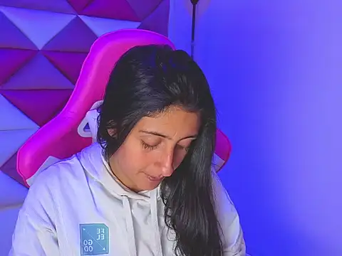 Cameron cutte online show from 16, 12, 2025