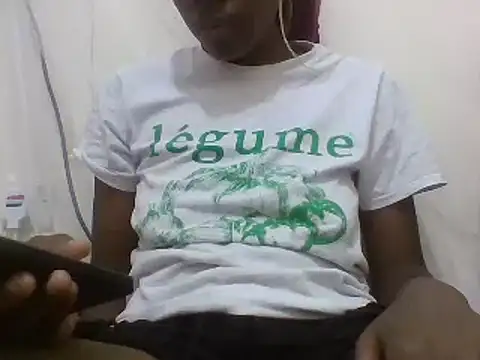 Snapshot of Ebony_maffin chatting on 10, 12, 2024 Ebony maffin online show from 10, 12, 2024