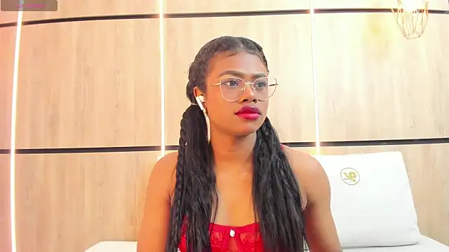 julianna smith  online show from 20, 12, 2024