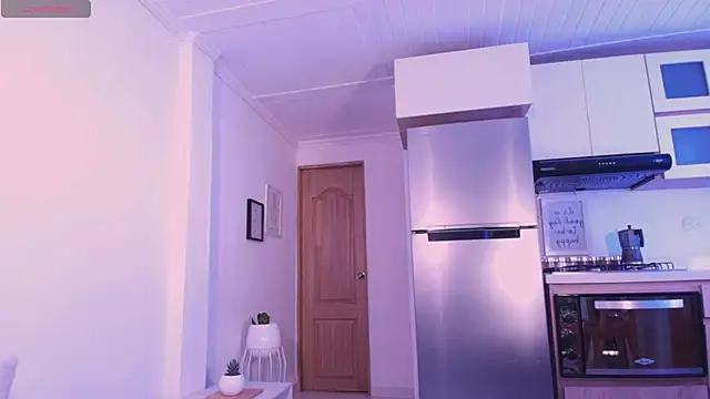 DannaHyde online show from 19, 11, 2025