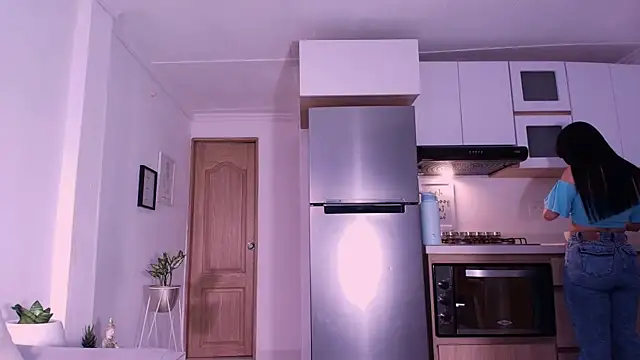 DannaHyde online show from 16, 2, 2026