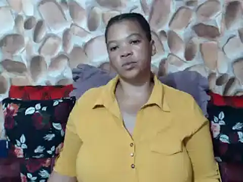 Snapshot of FreakyAngel3X chatting on 21, 9, 2025 FreakyAngel3X online show from 21, 9, 2025