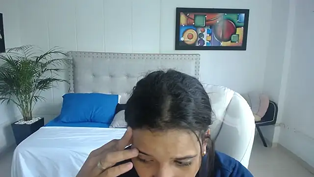 Chiqui milk  online show from 31, 1, 2025