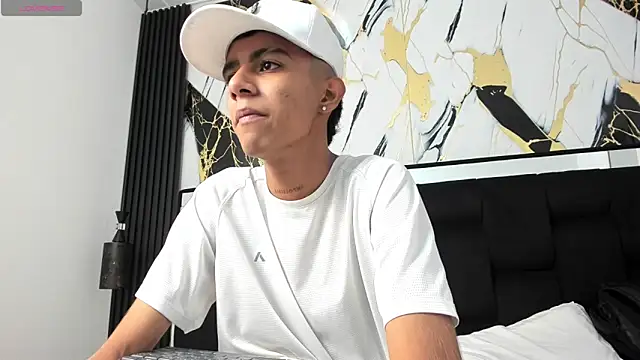 Snapshot of dikey_62 chatting on 11, 1, 2025 dikey 62 online show from 11, 1, 2025