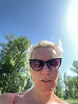 Snapshot of DirtyMargaret chatting on 27, 5, 2026 DirtyMargaret online show from 27, 5, 2026