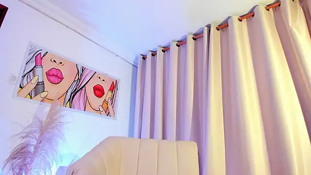 Snapshot of SkiinnyAna chatting on 6, 2, 2026 SkiinnyAna online show from 6, 2, 2026