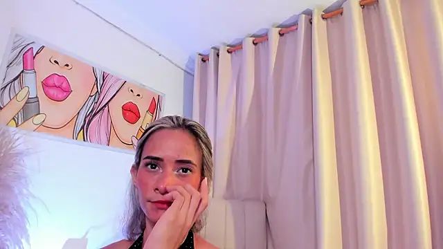 Snapshot of SkiinnyAna chatting on 11, 2, 2026 SkiinnyAna online show from 11, 2, 2026