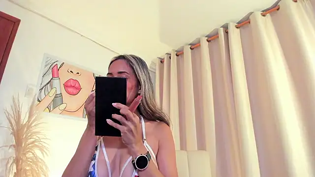 Snapshot of SkiinnyAna chatting on 25, 2, 2026 SkiinnyAna online show from 25, 2, 2026