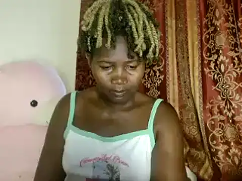 Snapshot of Sexxy_pretty24 chatting on 8, 2, 2025 Sexxy pretty24 online show from 8, 2, 2025