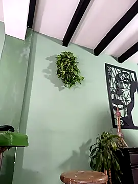 Snapshot of thirstymoonxx chatting on 18, 2, 2026 thirstymoonxx online show from 18, 2, 2026