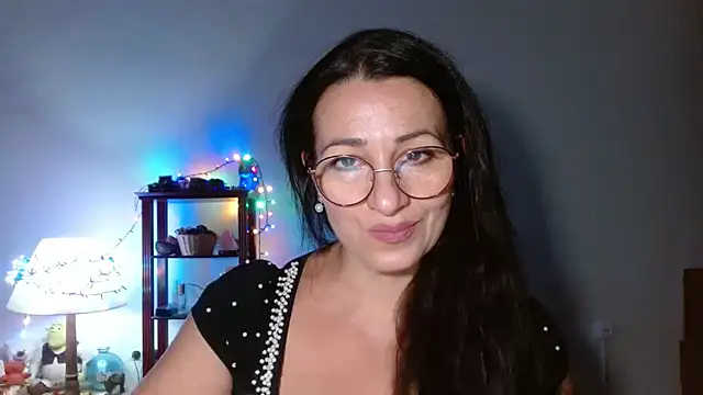 Snapshot of KeisyNeonX chatting on 18, 11, 2025 KeisyNeonX online show from 18, 11, 2025