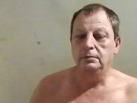 Snapshot of chubbybear2cum chatting on 18, 12, 2024 chubbybear2cum online show from 18, 12, 2024