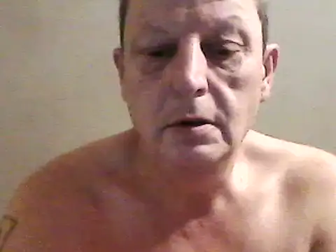 Snapshot of chubbybear2cum chatting on 13, 1, 2025 chubbybear2cum online show from 13, 1, 2025