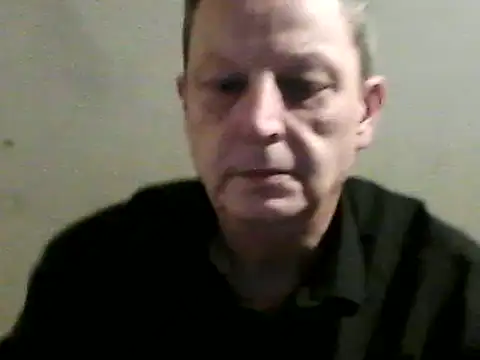 Snapshot of chubbybear2cum chatting on 15, 1, 2025 chubbybear2cum online show from 15, 1, 2025