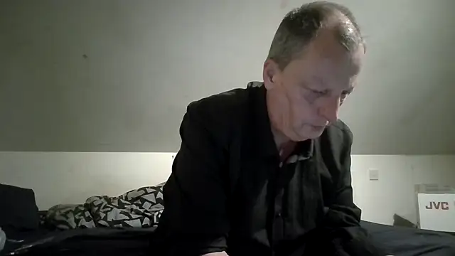 chubbybear2cum online show from 12, 6, 2026