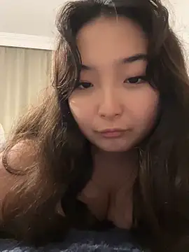 cutie mio online show from 29, 12, 2024