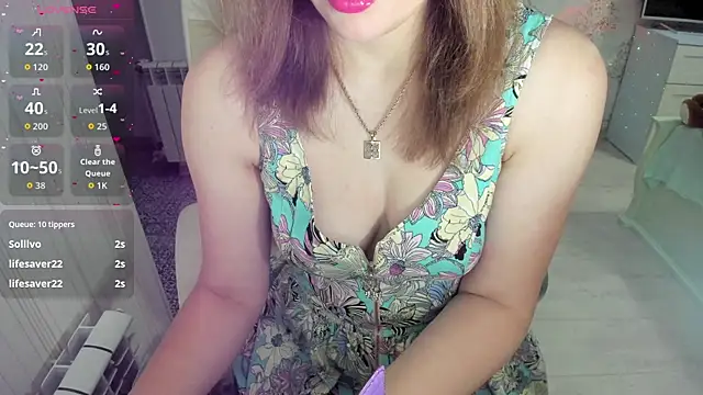 Snapshot of A_L_I_N_A chatting on 21, 10, 2025 A L I N A online show from 21, 10, 2025