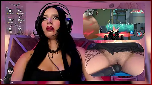 Snapshot of SweetieCloe_ chatting on 15, 10, 2025 SweetieCloe  online show from 15, 10, 2025